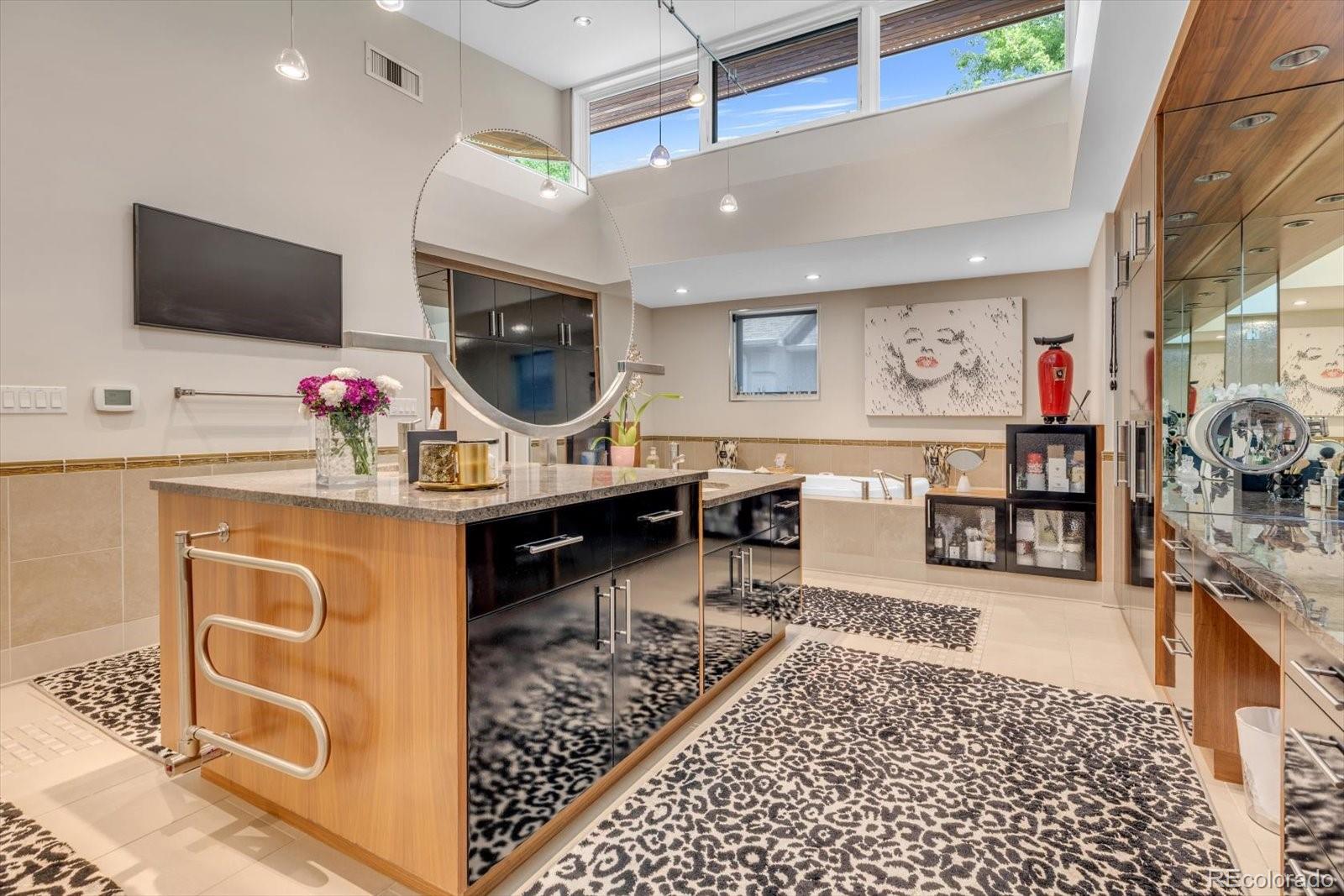 MLS Image #26 for 301  monroe street,denver, Colorado