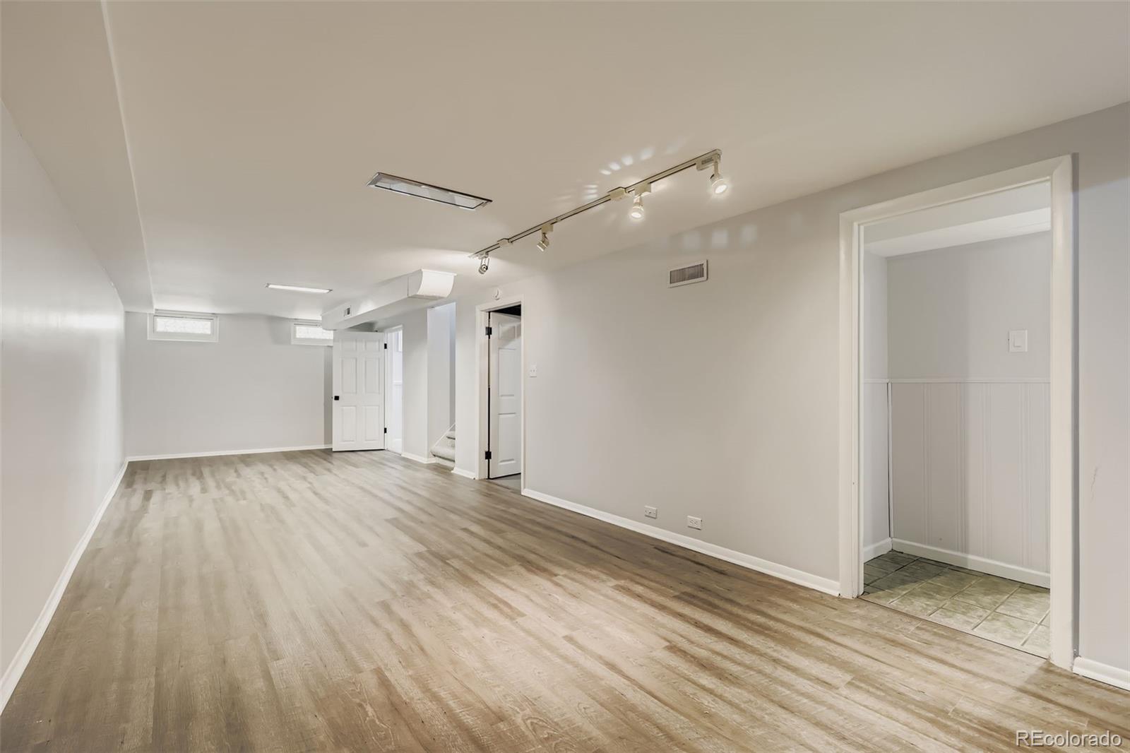 MLS Image #17 for 2821 s kearney street,denver, Colorado