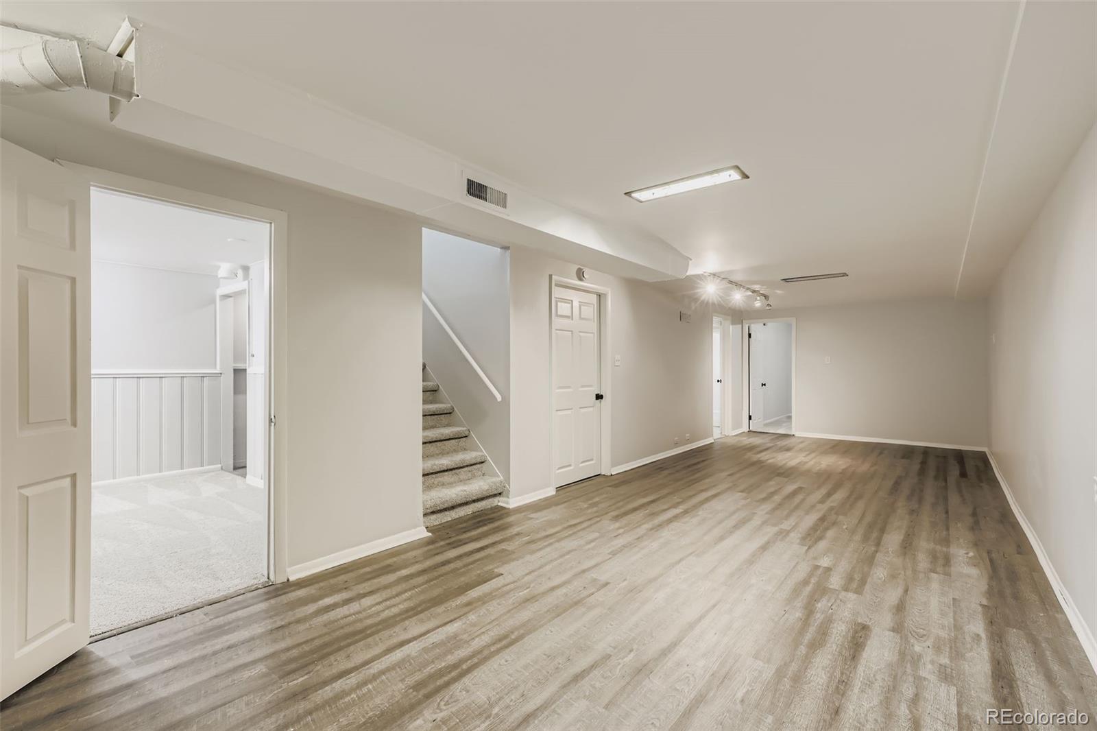 MLS Image #18 for 2821 s kearney street,denver, Colorado
