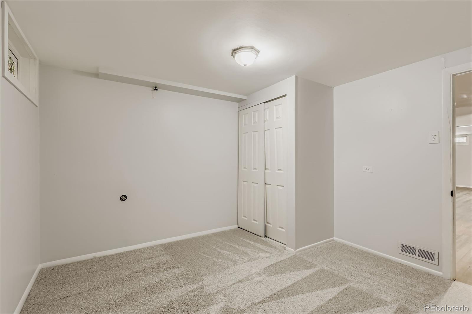 MLS Image #20 for 2821 s kearney street,denver, Colorado