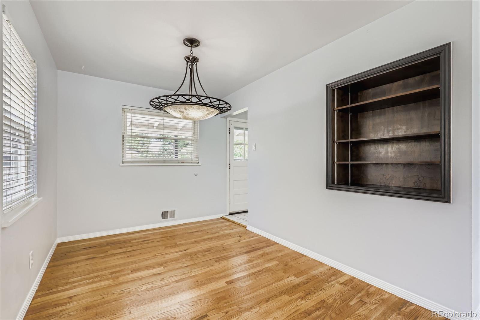 MLS Image #7 for 2821 s kearney street,denver, Colorado
