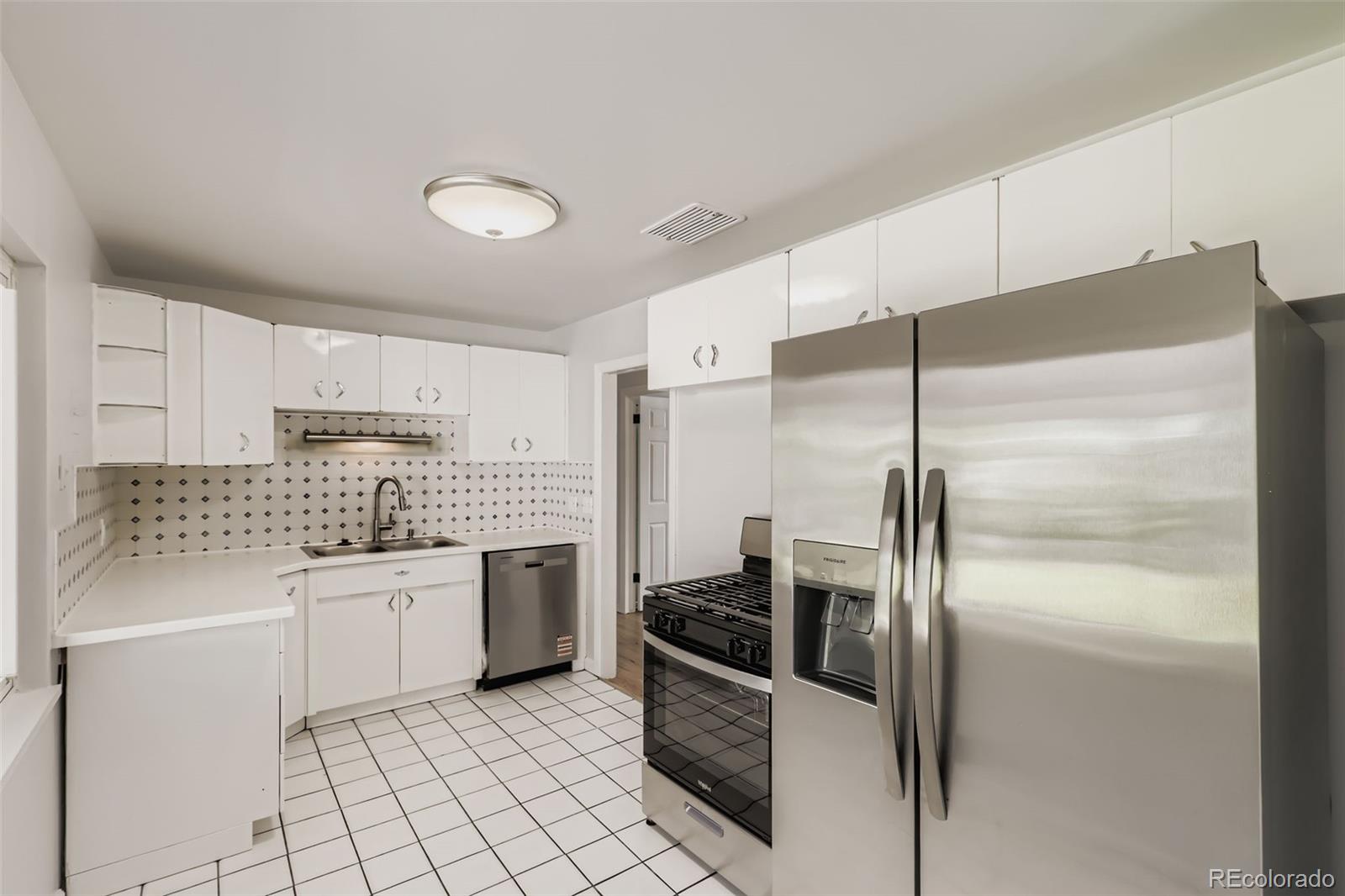 MLS Image #9 for 2821 s kearney street,denver, Colorado