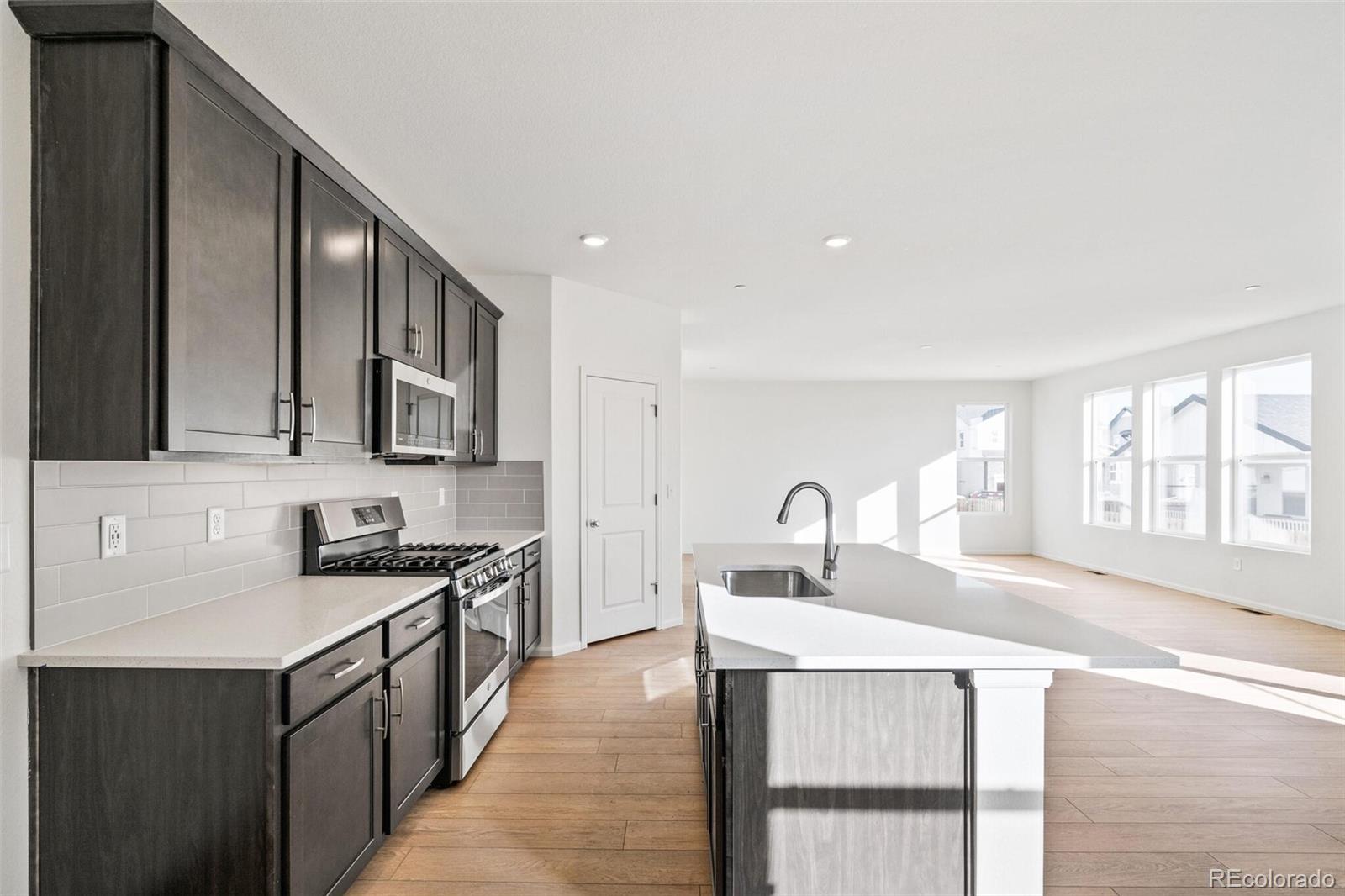 MLS Image #14 for 13586 e 110th drive,commerce city, Colorado