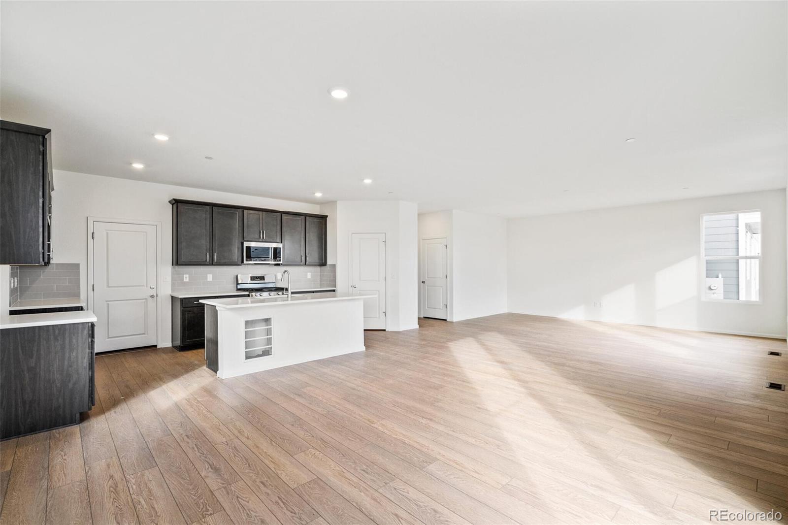 MLS Image #5 for 13586 e 110th drive,commerce city, Colorado
