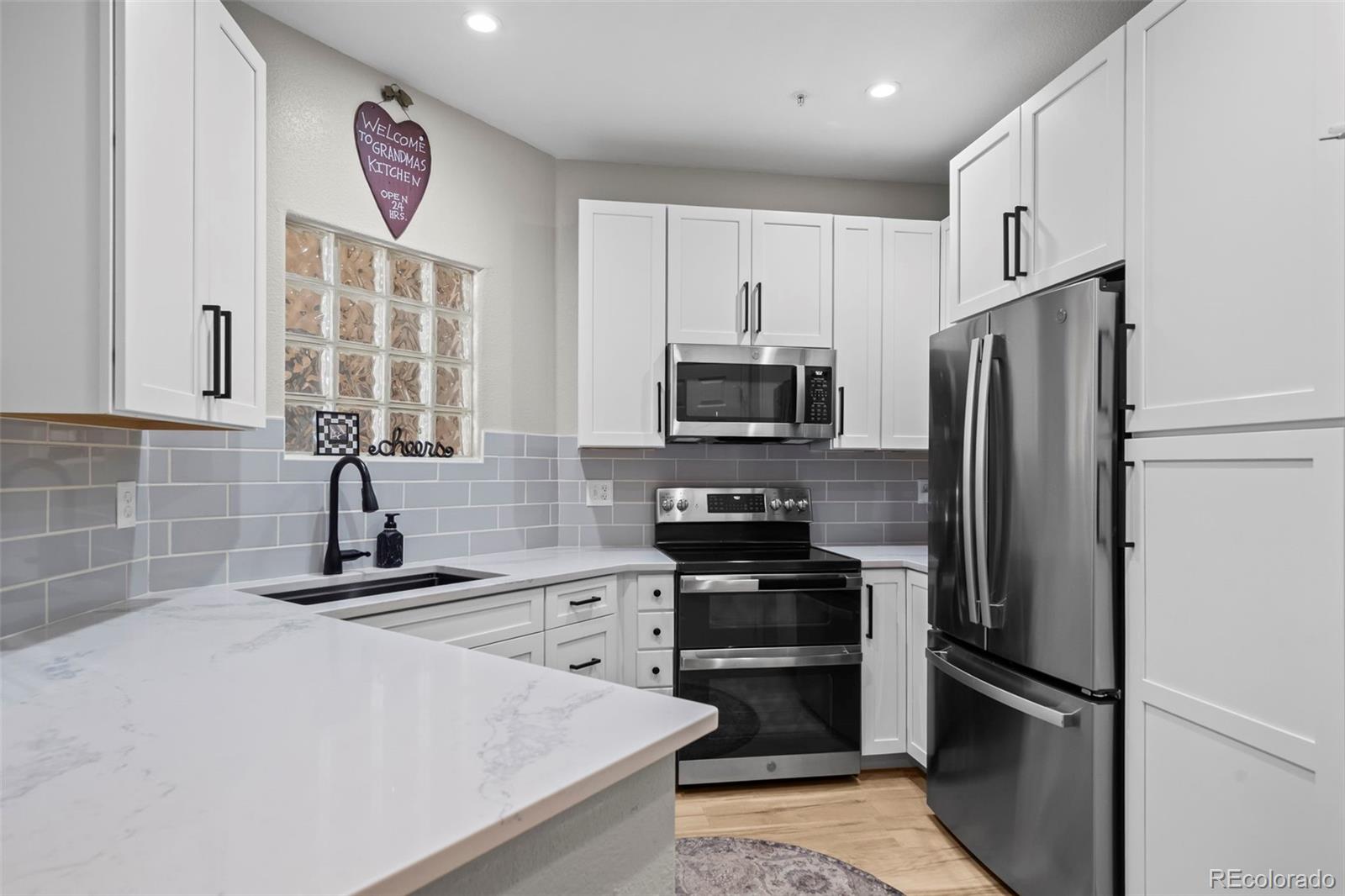 MLS Image #10 for 1631 w canal circle,littleton, Colorado