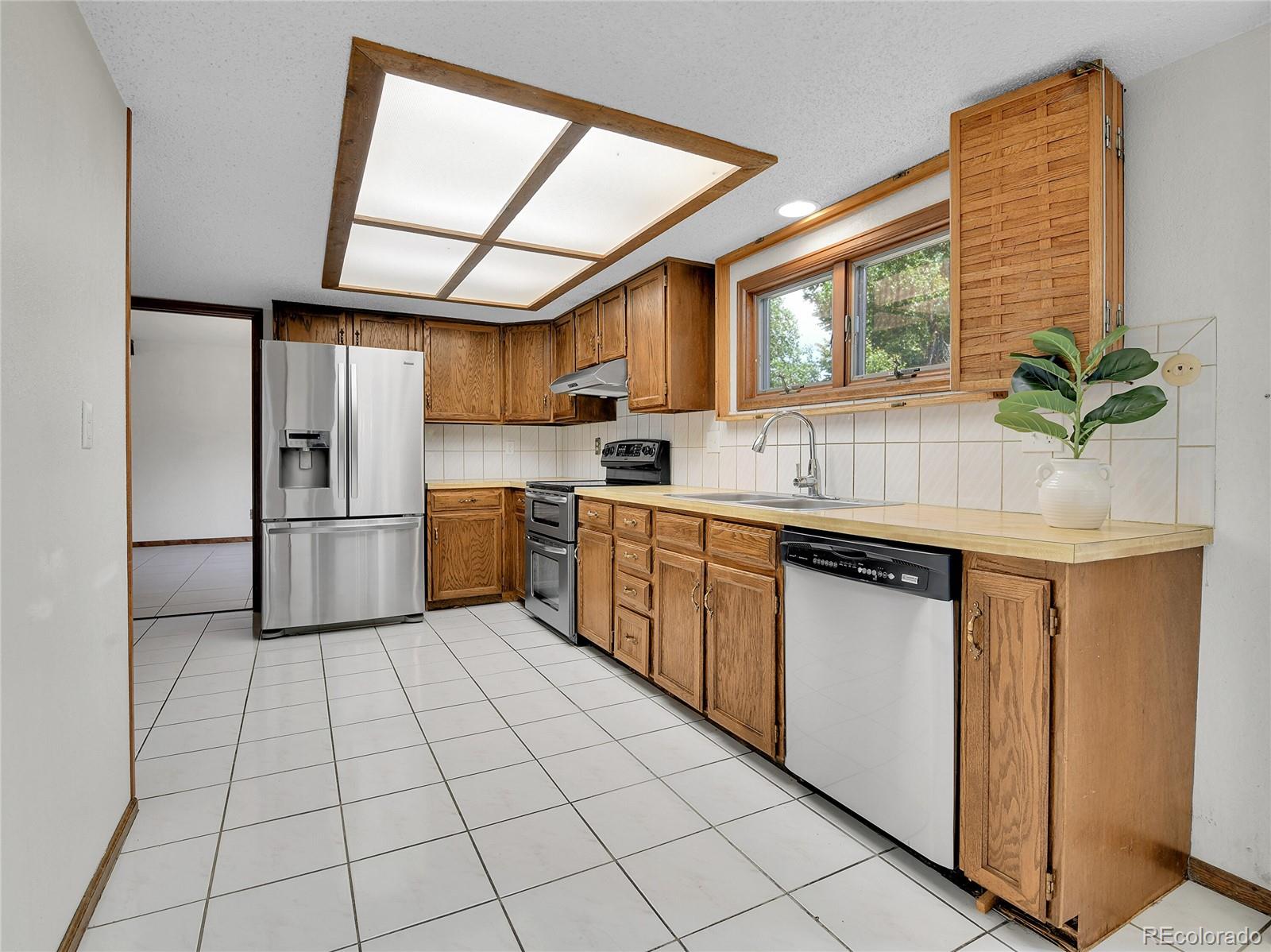 MLS Image #5 for 14164 e layton drive,aurora, Colorado