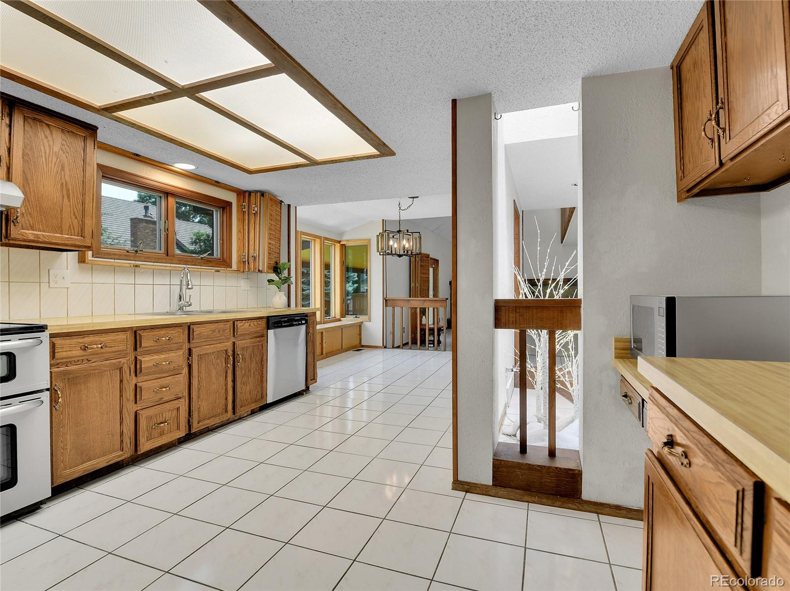 MLS Image #8 for 14164 e layton drive,aurora, Colorado