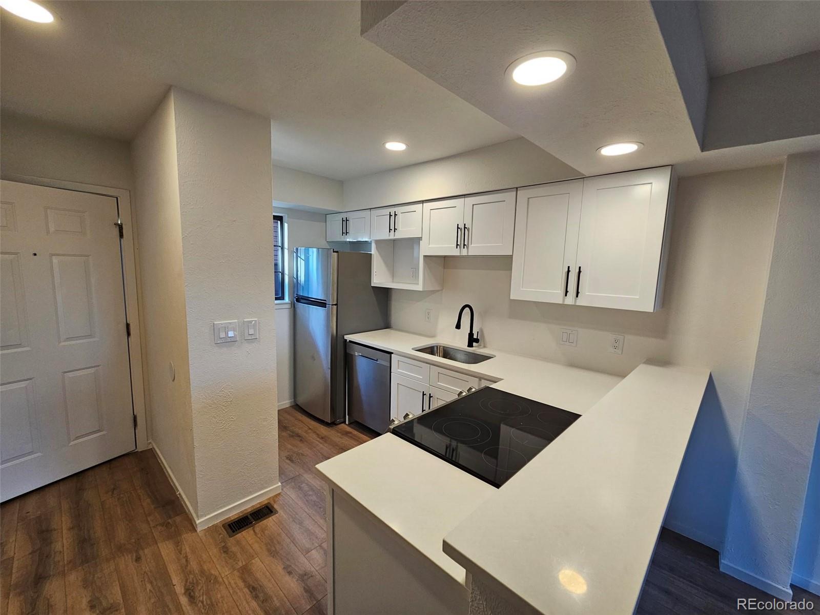 MLS Image #2 for 725  julian circle,lafayette, Colorado