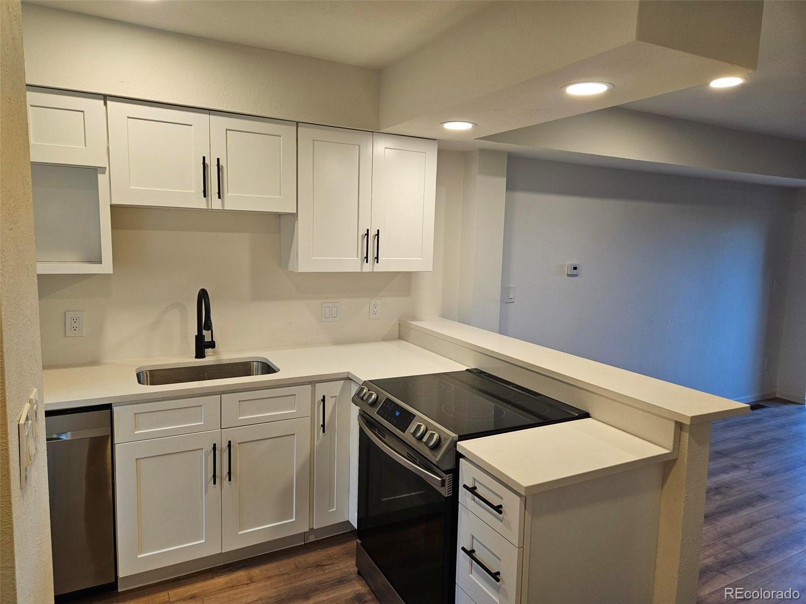 MLS Image #3 for 725  julian circle,lafayette, Colorado