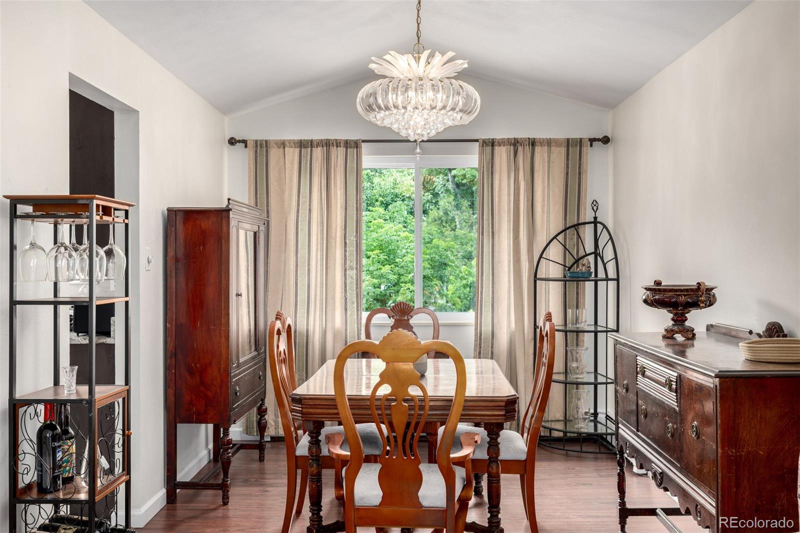 MLS Image #11 for 1473 s monaco parkway,denver, Colorado