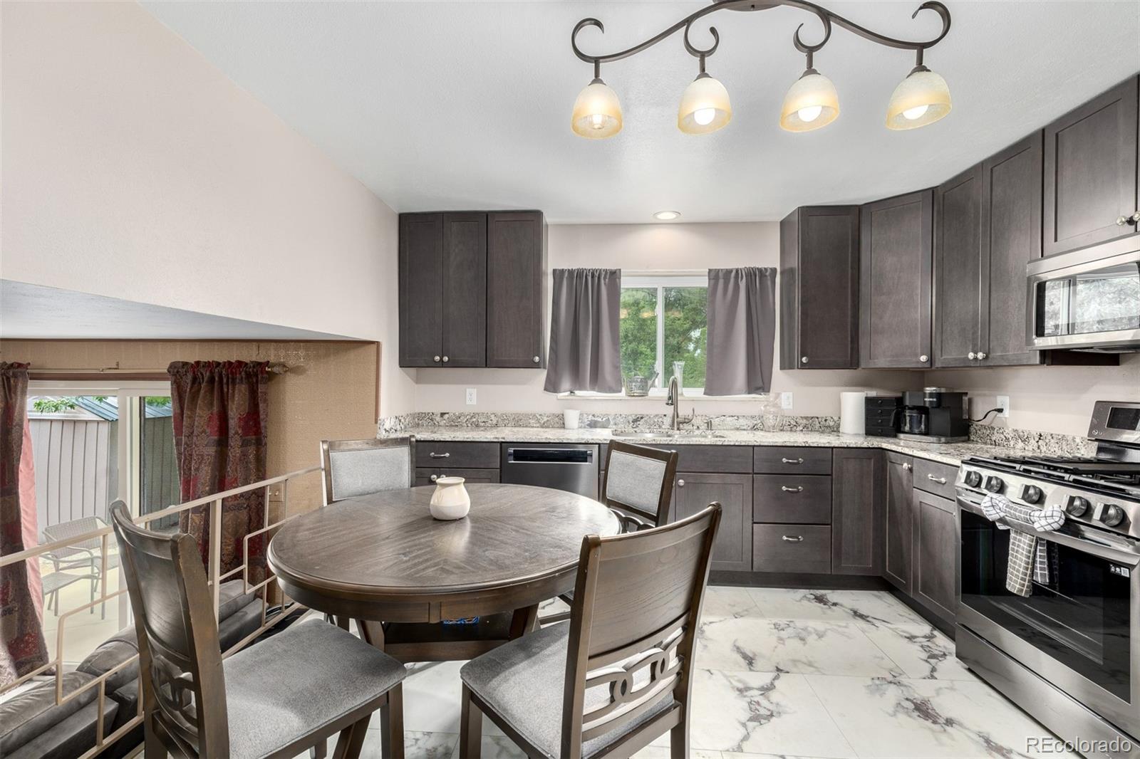 MLS Image #12 for 1473 s monaco parkway,denver, Colorado