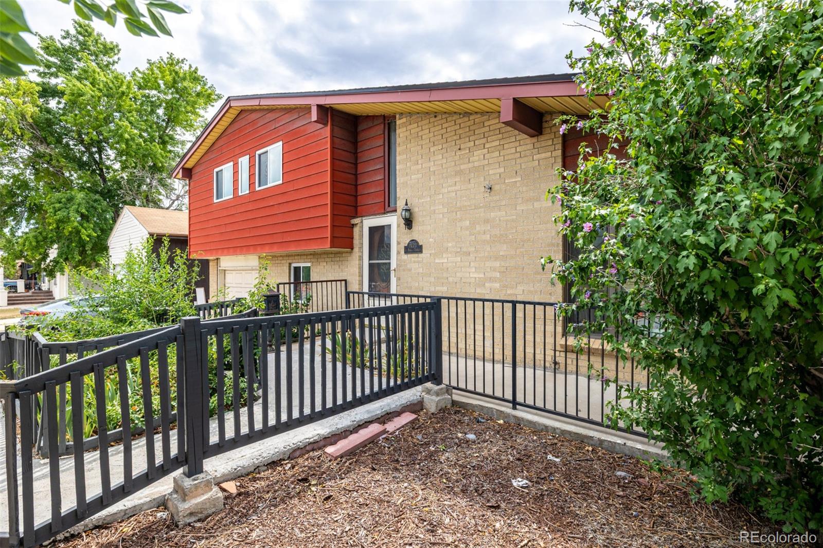 MLS Image #2 for 1473 s monaco parkway,denver, Colorado
