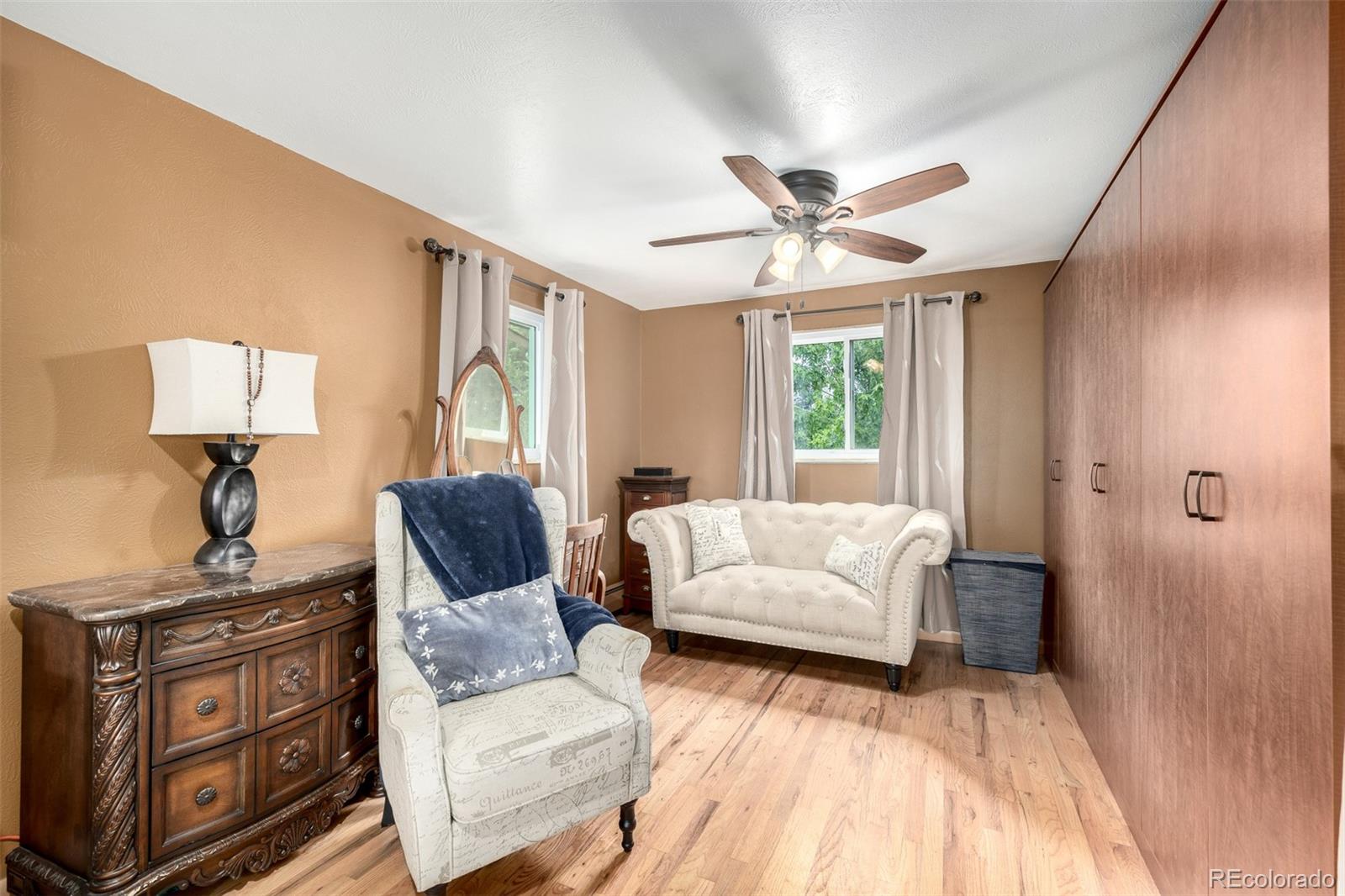 MLS Image #22 for 1473 s monaco parkway,denver, Colorado