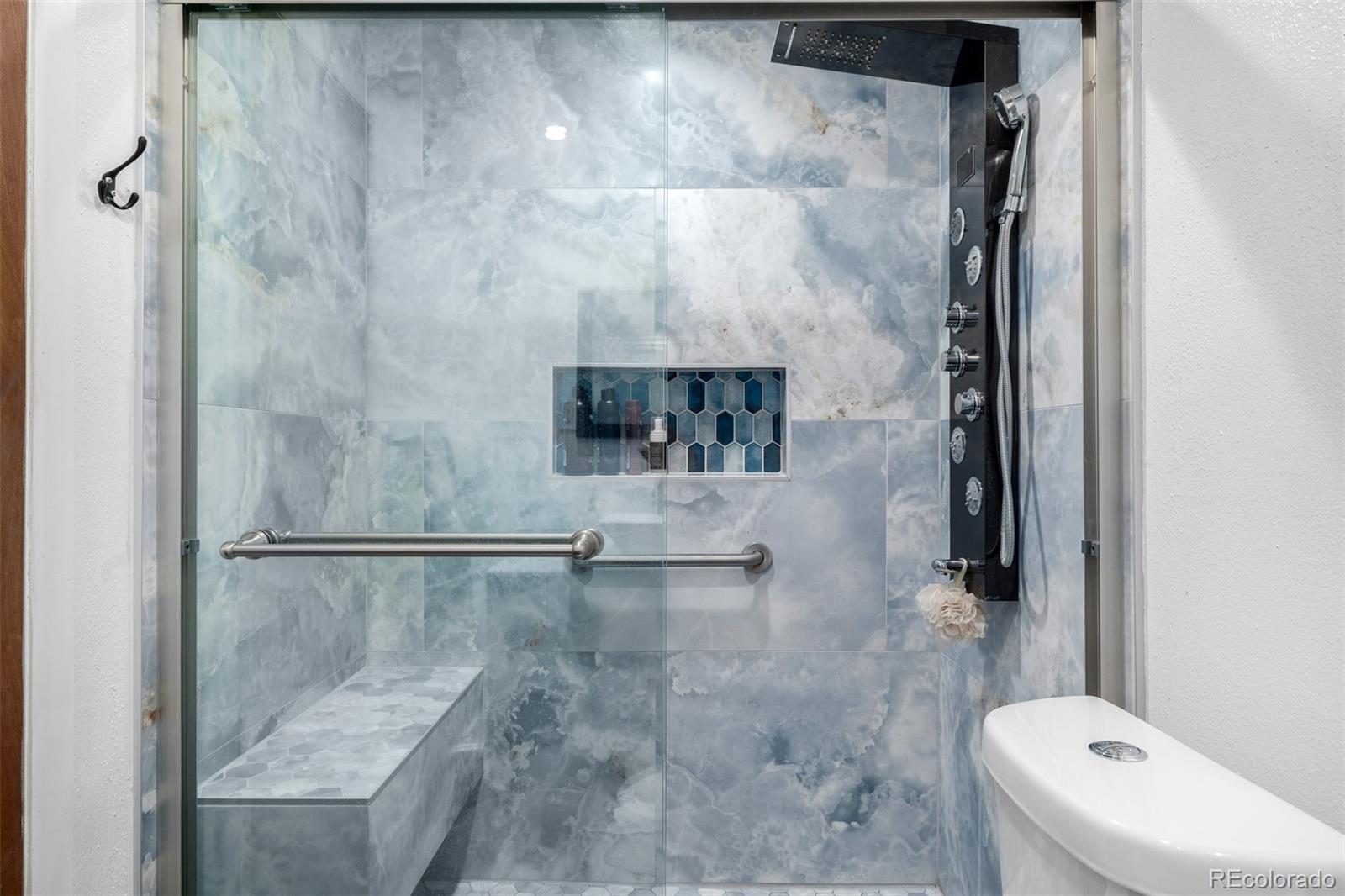 MLS Image #29 for 1473 s monaco parkway,denver, Colorado