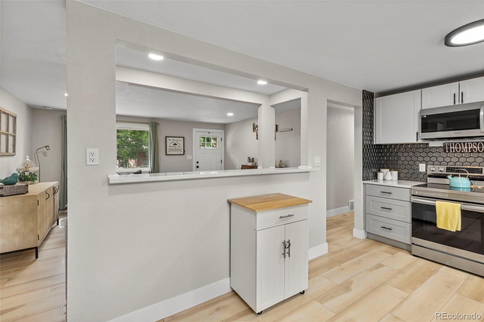 MLS Image #10 for 3222  blackhawk circle,aurora, Colorado