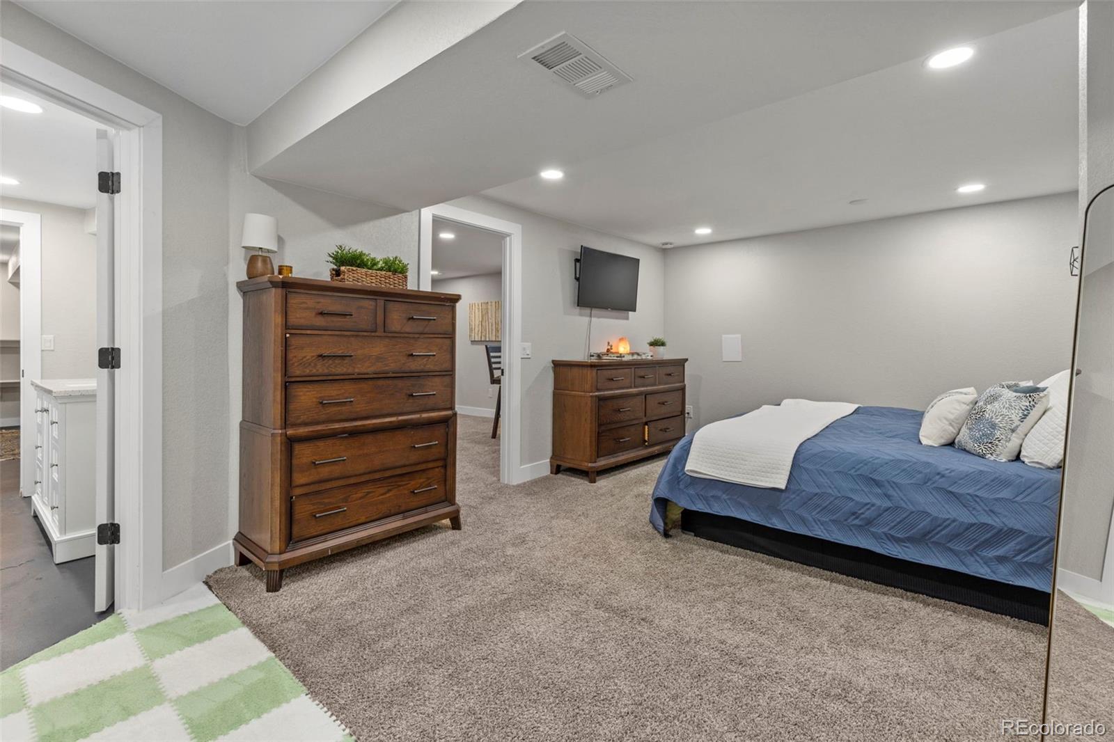 MLS Image #25 for 3222  blackhawk circle,aurora, Colorado
