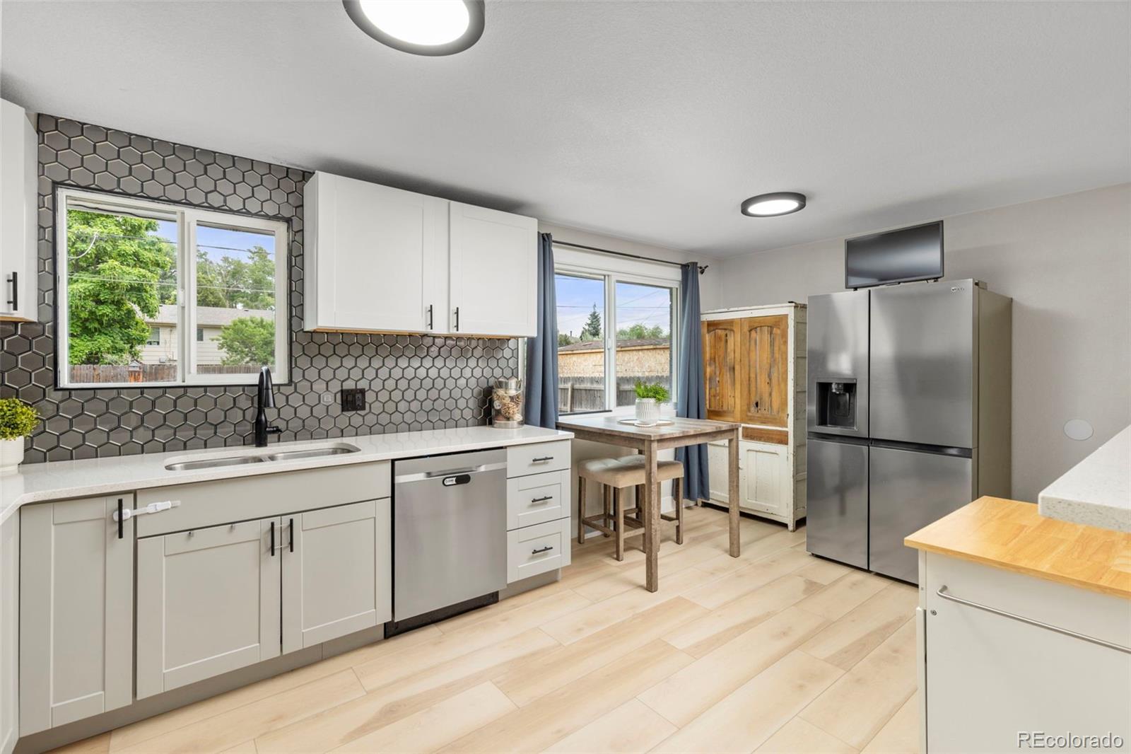 MLS Image #7 for 3222  blackhawk circle,aurora, Colorado