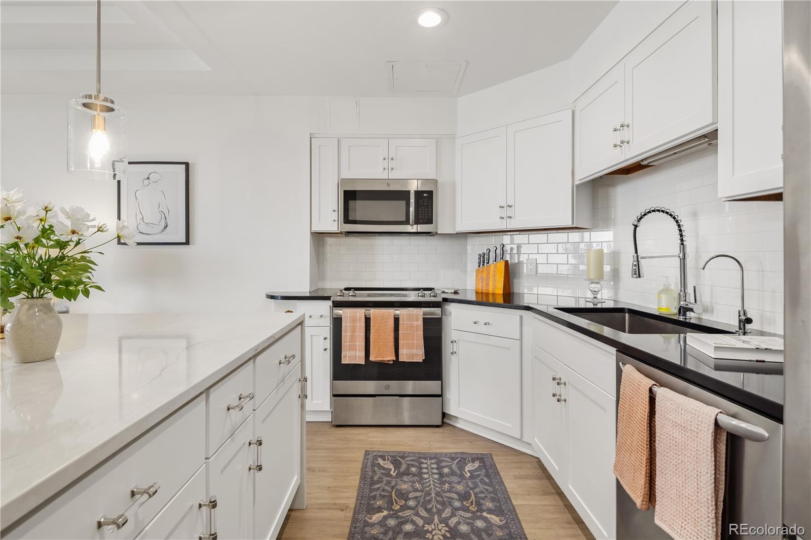 MLS Image #21 for 1625  larimer street,denver, Colorado
