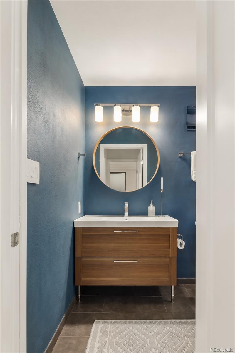 MLS Image #34 for 1625  larimer street,denver, Colorado