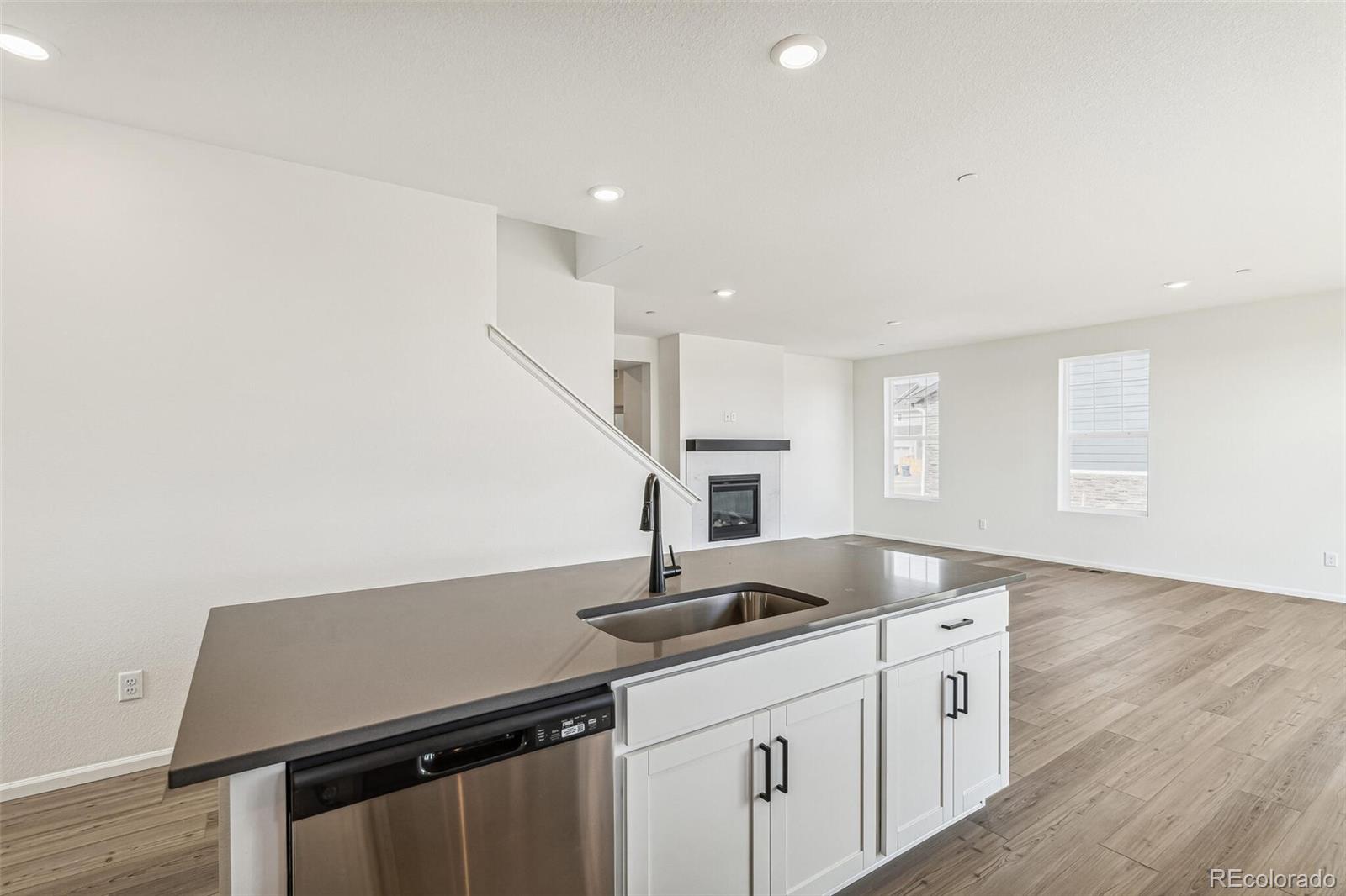 MLS Image #11 for 11114  xanadu street,commerce city, Colorado