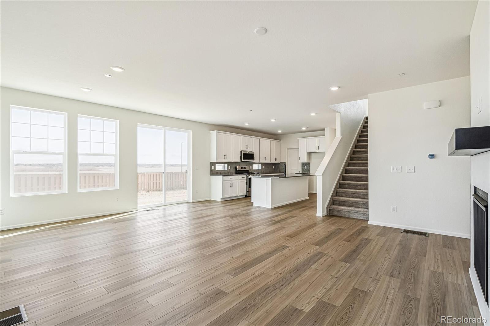 MLS Image #3 for 11114  xanadu street,commerce city, Colorado