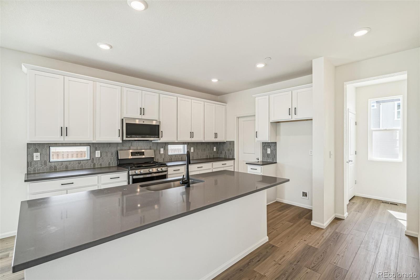 MLS Image #8 for 11114  xanadu street,commerce city, Colorado