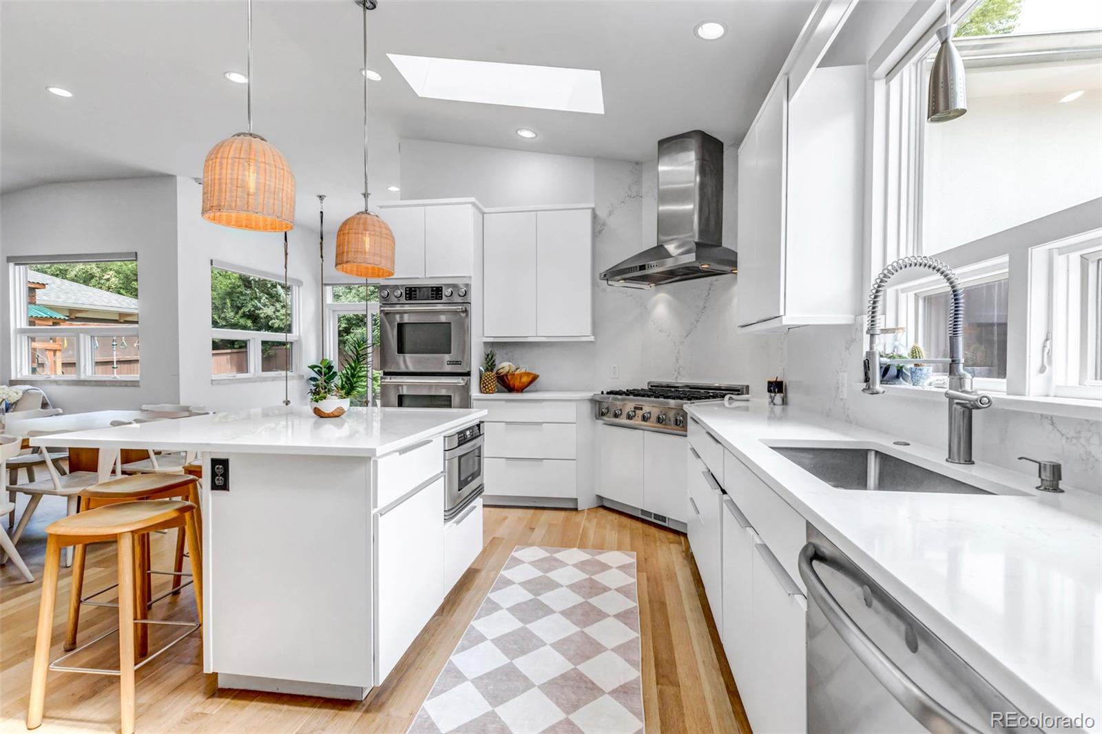 MLS Image #10 for 3460 s bellaire street,denver, Colorado
