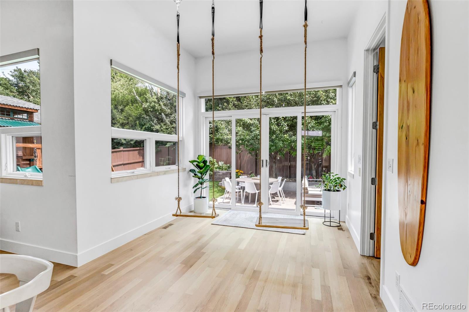 MLS Image #14 for 3460 s bellaire street,denver, Colorado