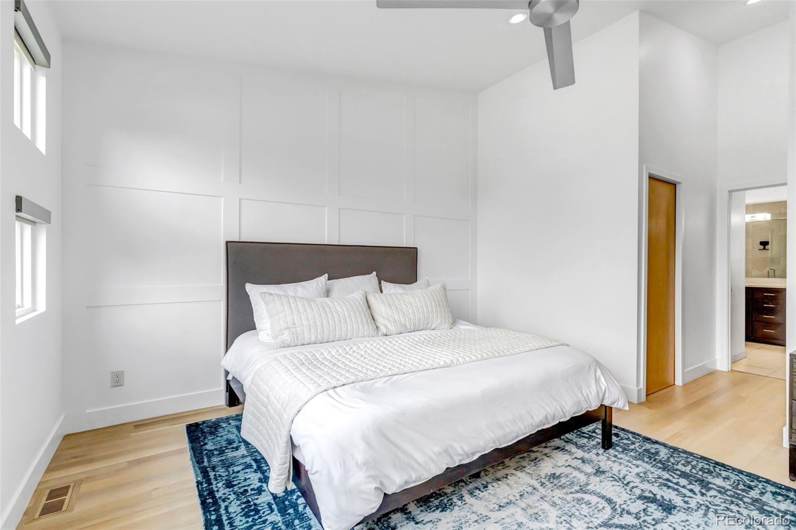 MLS Image #16 for 3460 s bellaire street,denver, Colorado