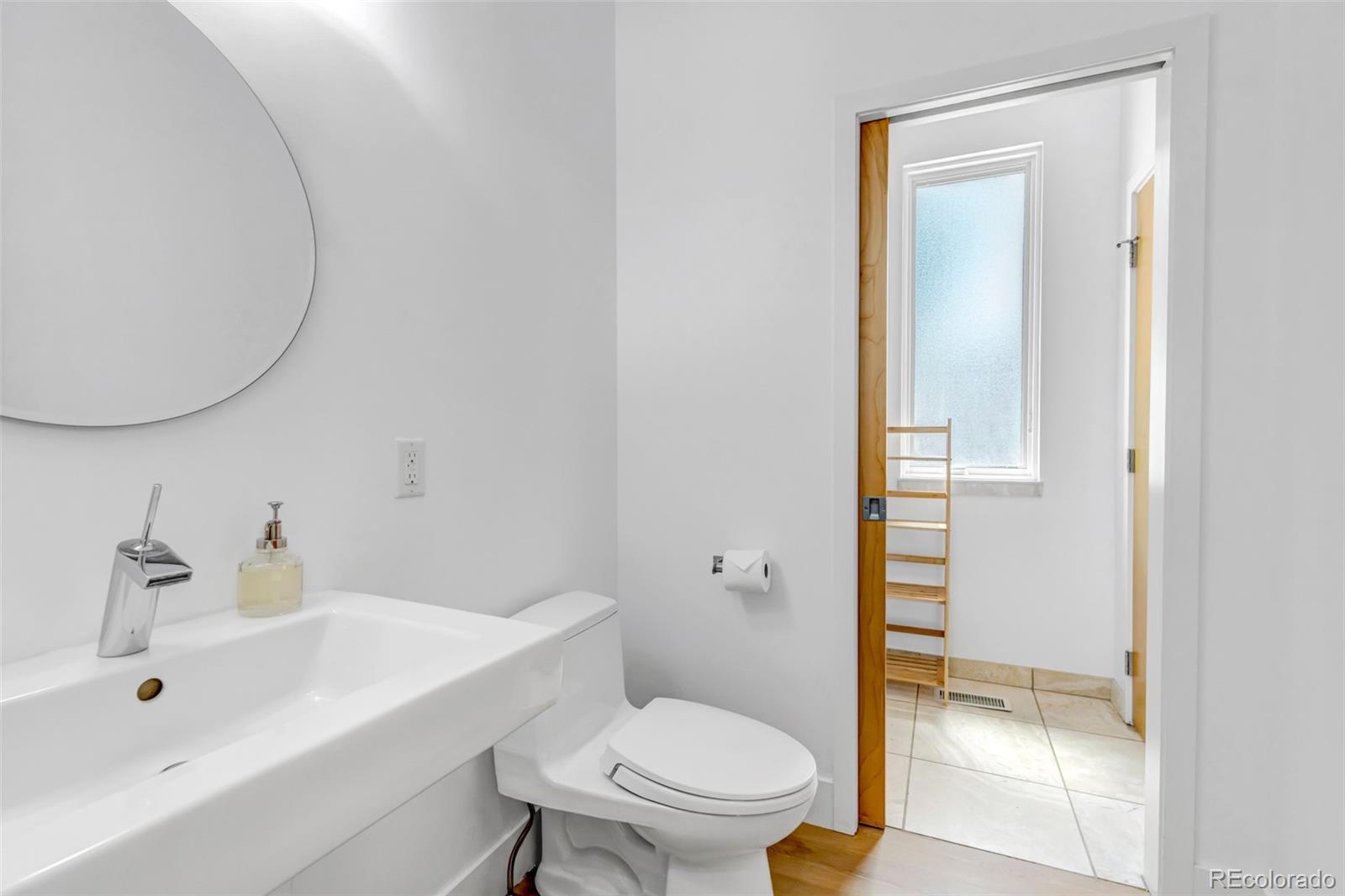 MLS Image #24 for 3460 s bellaire street,denver, Colorado