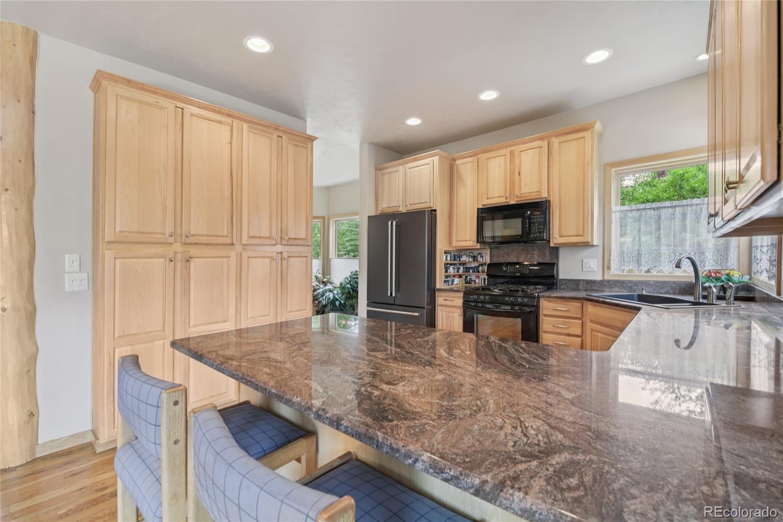 MLS Image #12 for 1545  legend lake circle,silverthorne, Colorado