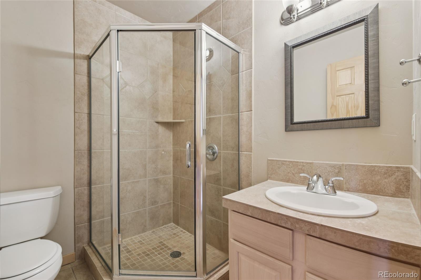 MLS Image #15 for 1545  legend lake circle,silverthorne, Colorado