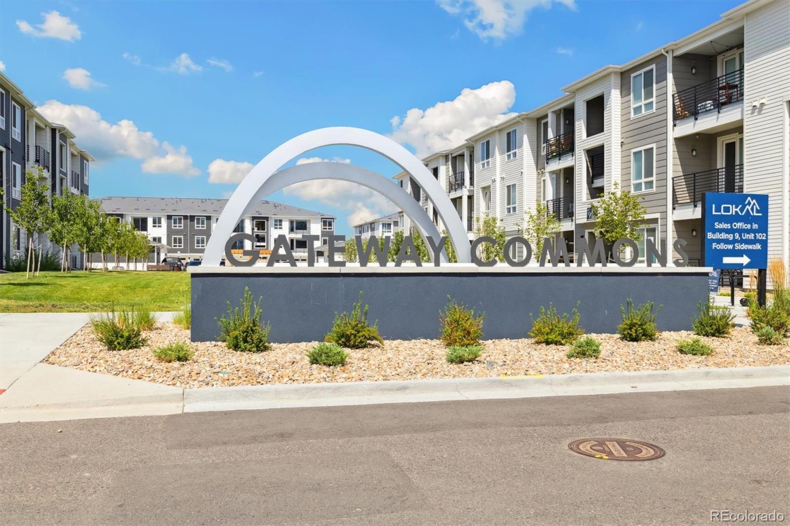 MLS Image #25 for 6153 n ceylon street,denver, Colorado