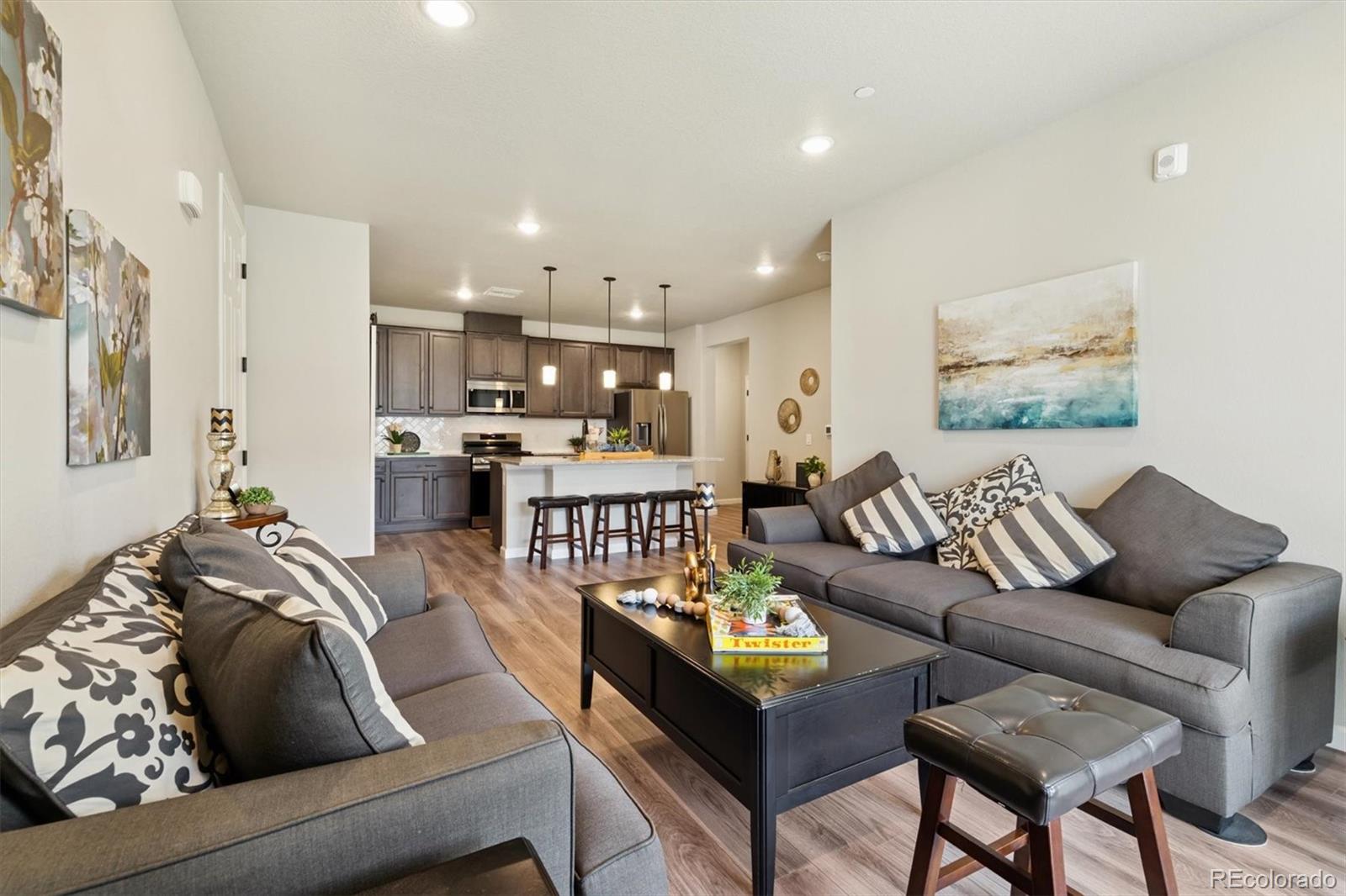 MLS Image #6 for 6153 n ceylon street,denver, Colorado