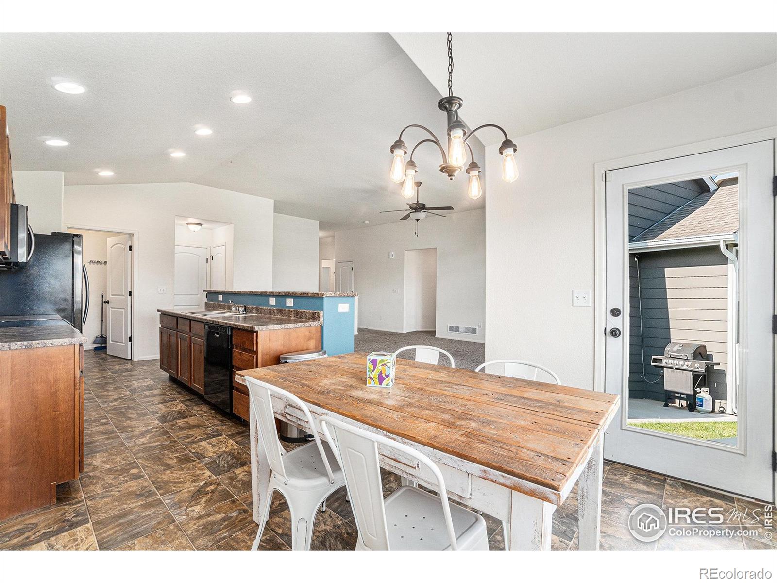 MLS Image #8 for 586  cherryridge drive,windsor, Colorado