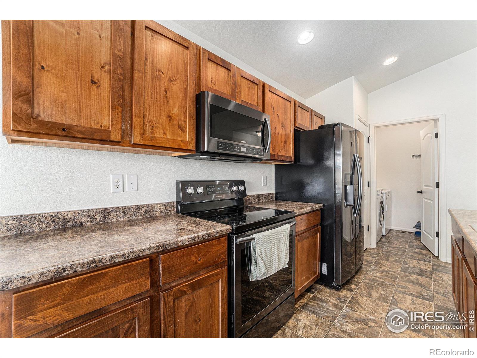 MLS Image #9 for 586  cherryridge drive,windsor, Colorado