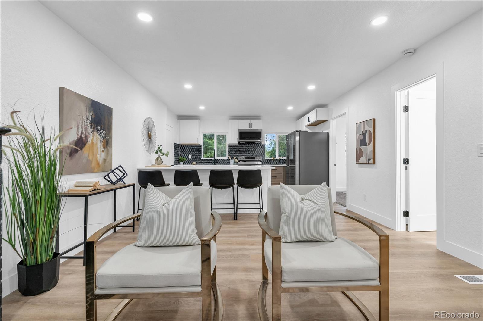 MLS Image #5 for 1645  tamarac street,denver, Colorado