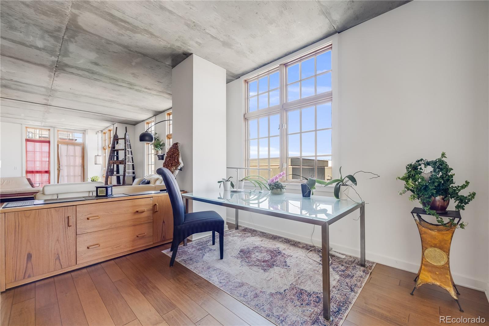 MLS Image #13 for 275 s harrison street,denver, Colorado
