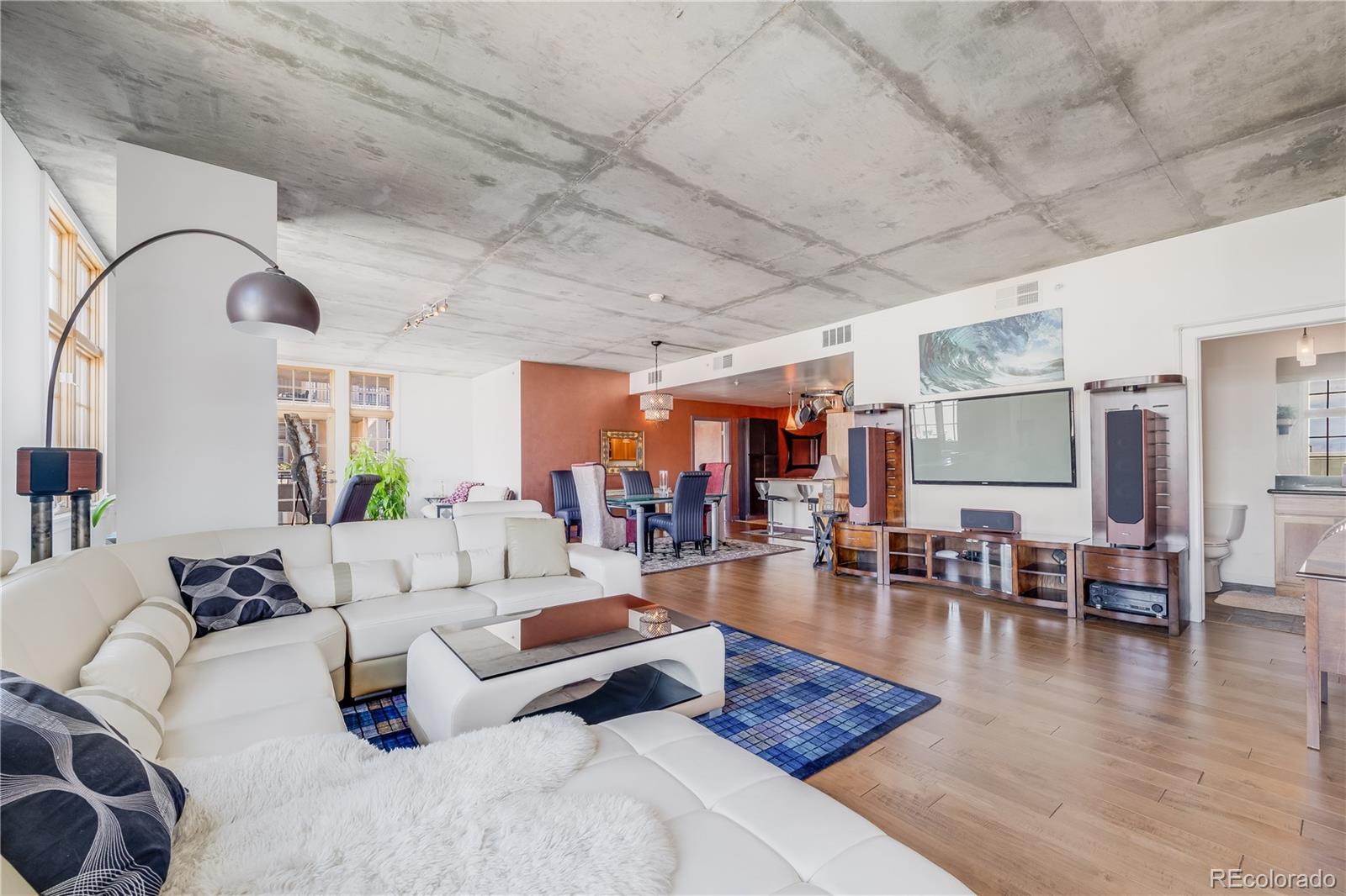 MLS Image #18 for 275 s harrison street,denver, Colorado