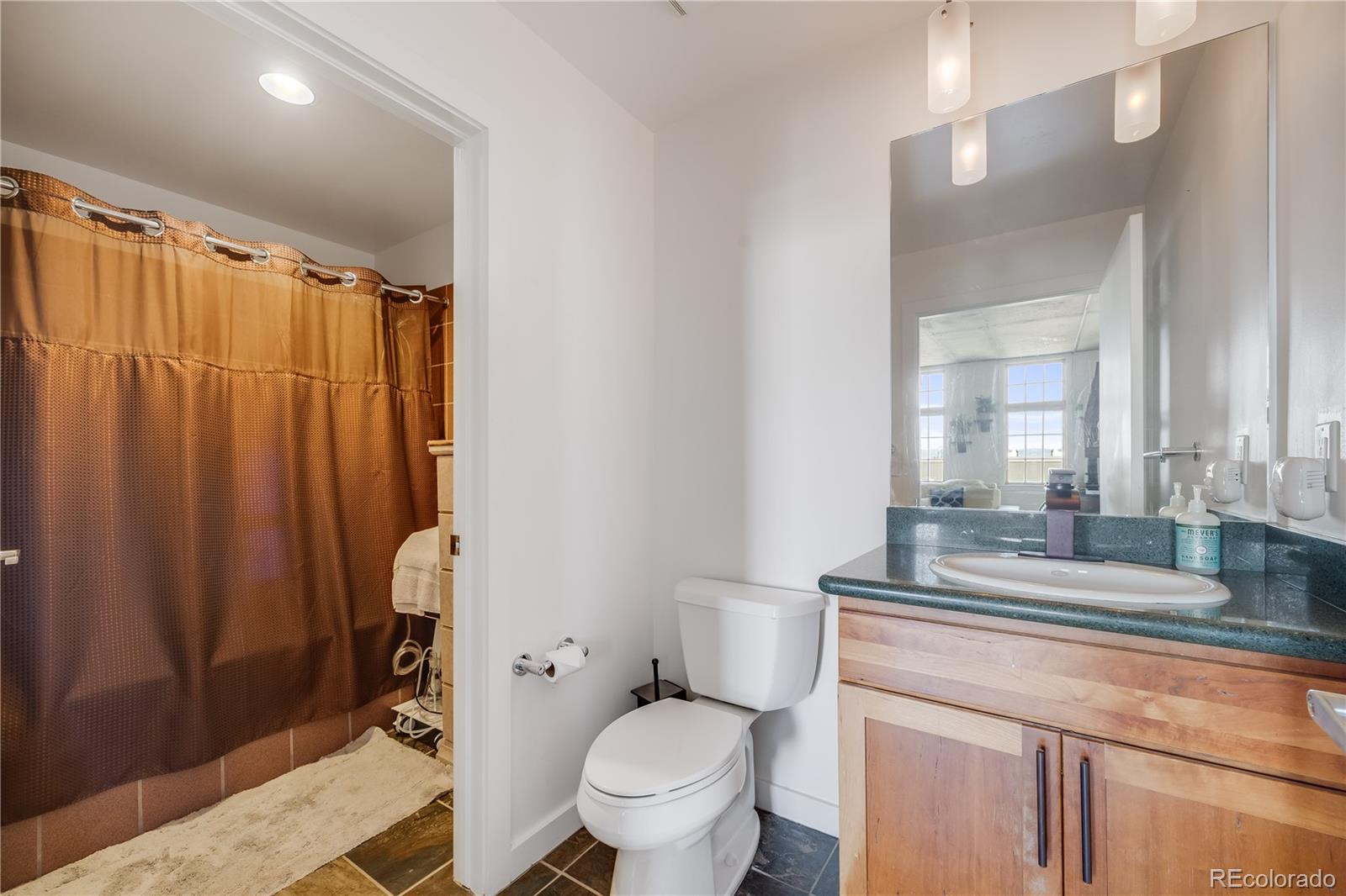 MLS Image #21 for 275 s harrison street,denver, Colorado