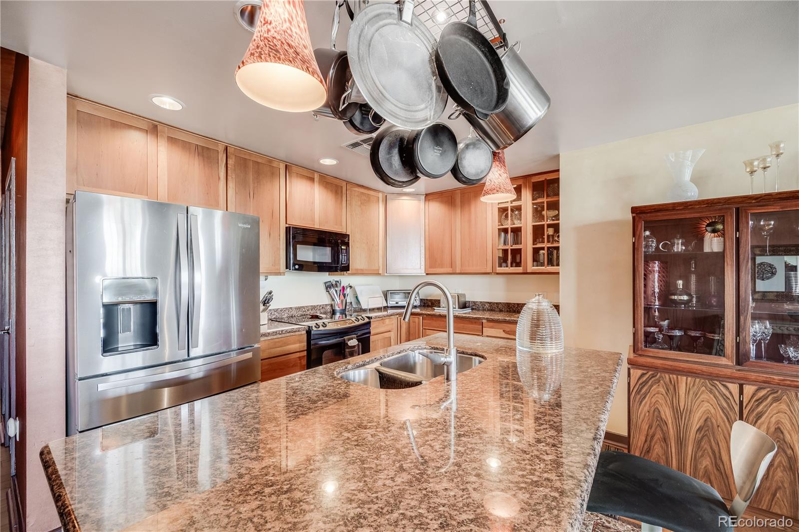 MLS Image #5 for 275 s harrison street,denver, Colorado