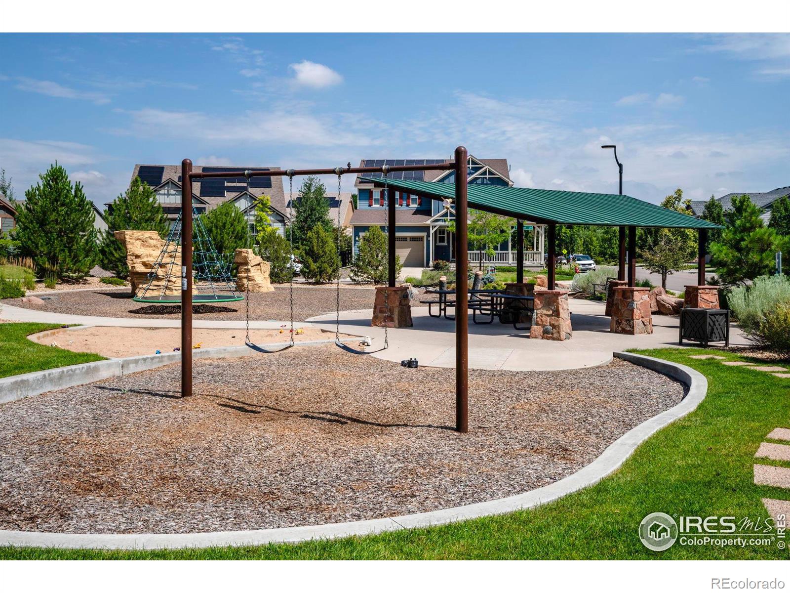 MLS Image #35 for 1941  pioneer circle,lafayette, Colorado