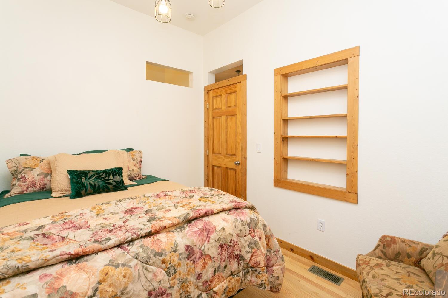 MLS Image #18 for 332 e dakota avenue,denver, Colorado