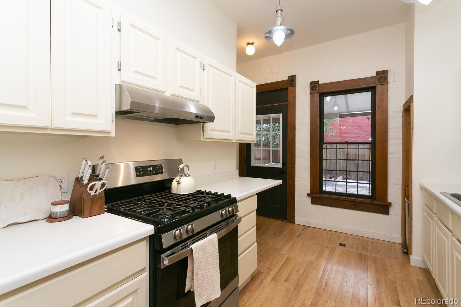 MLS Image #6 for 332 e dakota avenue,denver, Colorado