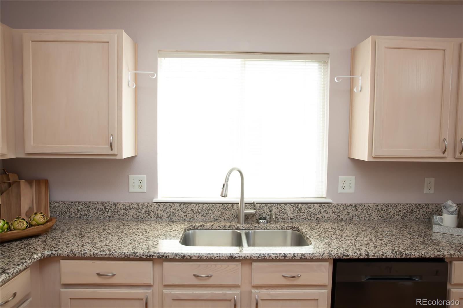 MLS Image #7 for 4985 s newcombe court,littleton, Colorado