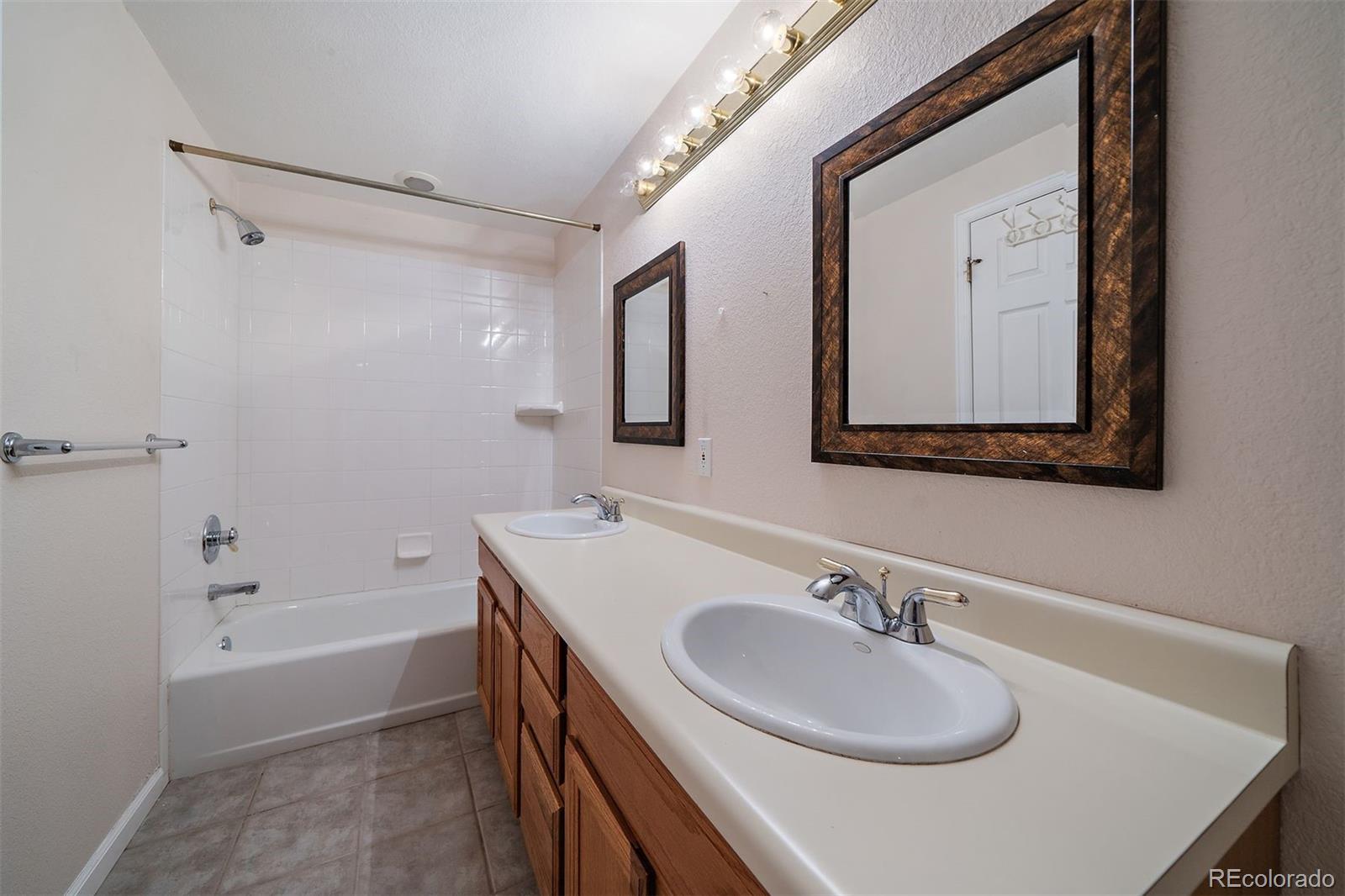 MLS Image #18 for 2788 w greens drive,littleton, Colorado