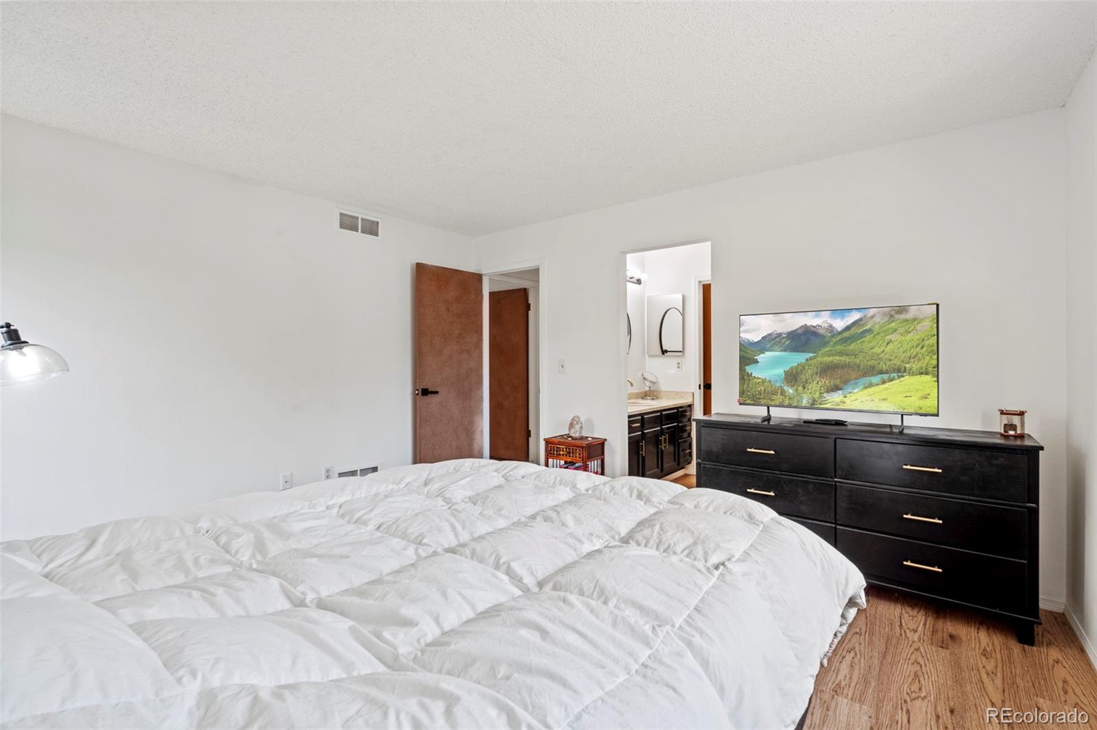 MLS Image #23 for 18965  kelly place,denver, Colorado