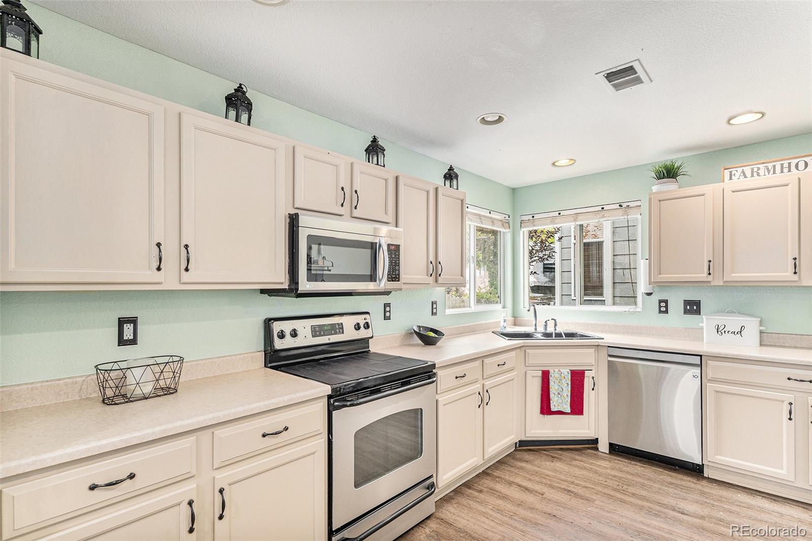 MLS Image #5 for 5116  miriam lane,parker, Colorado