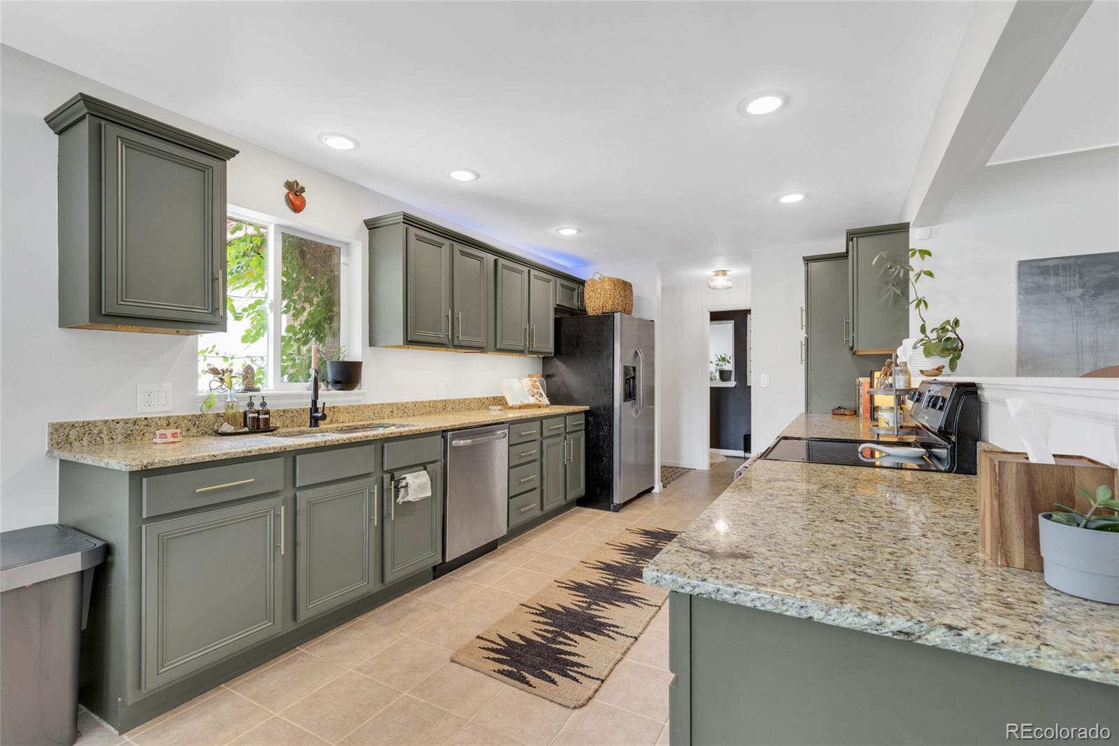 MLS Image #10 for 5890 w 4th avenue,lakewood, Colorado