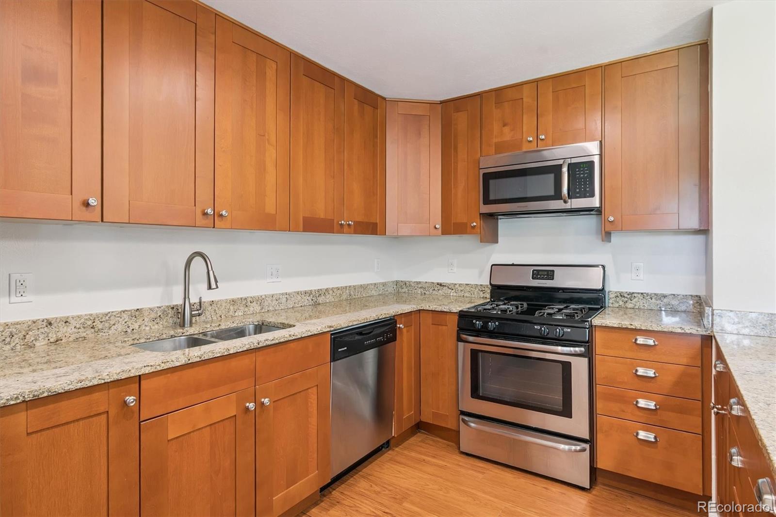 MLS Image #7 for 3266 s geneva street,denver, Colorado
